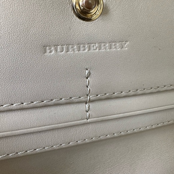Burberry PORTER HORSEFERRY CHECK AND LEATHER CONTINENTAL WALLET & converter - Picture 9 of 13